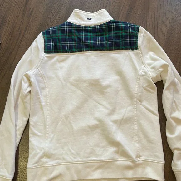 Vineyard Vines Quarter Zip - Picture 3 of 3